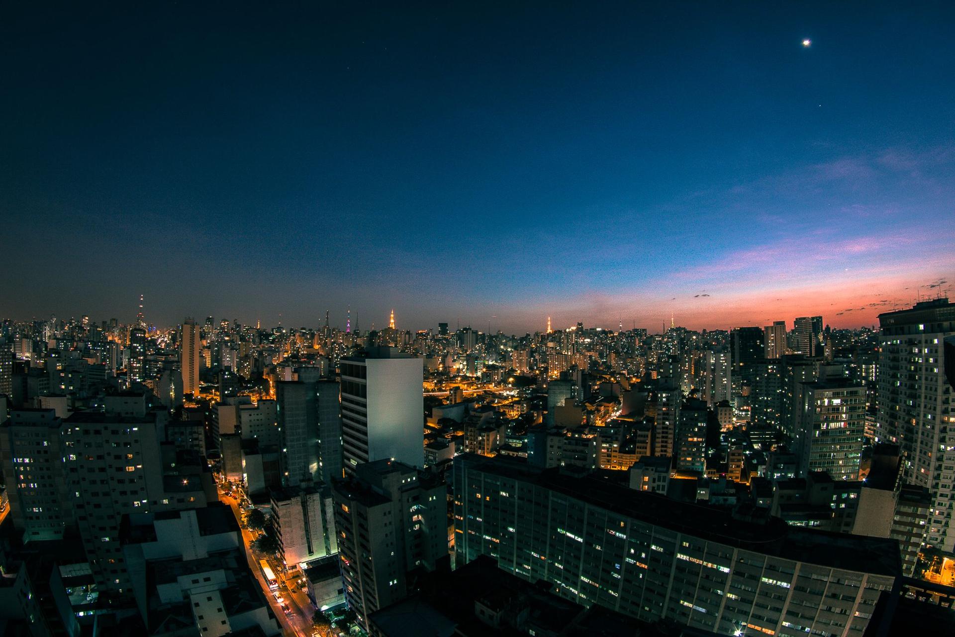 São Paulo à noite